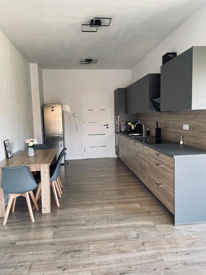 Apartmany 400 Vel'ka Lomnica Esterno foto